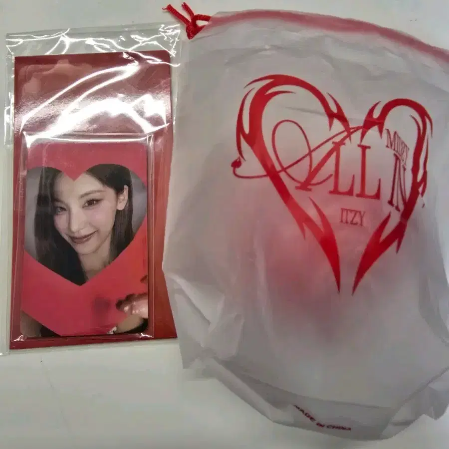 ITZY 있지 팬미팅 Fanmeeting Day1 포카+기프트