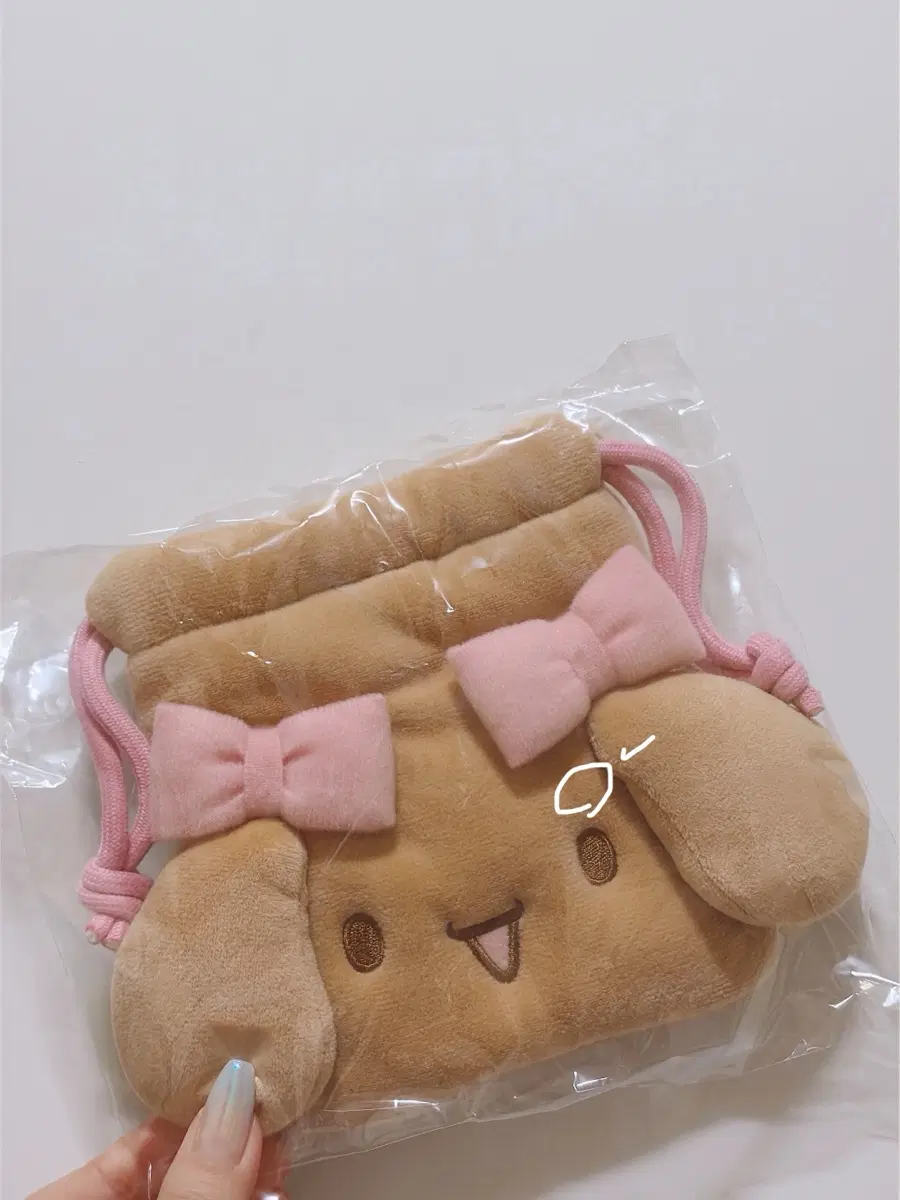 미장센 모카 파우치 미개봉