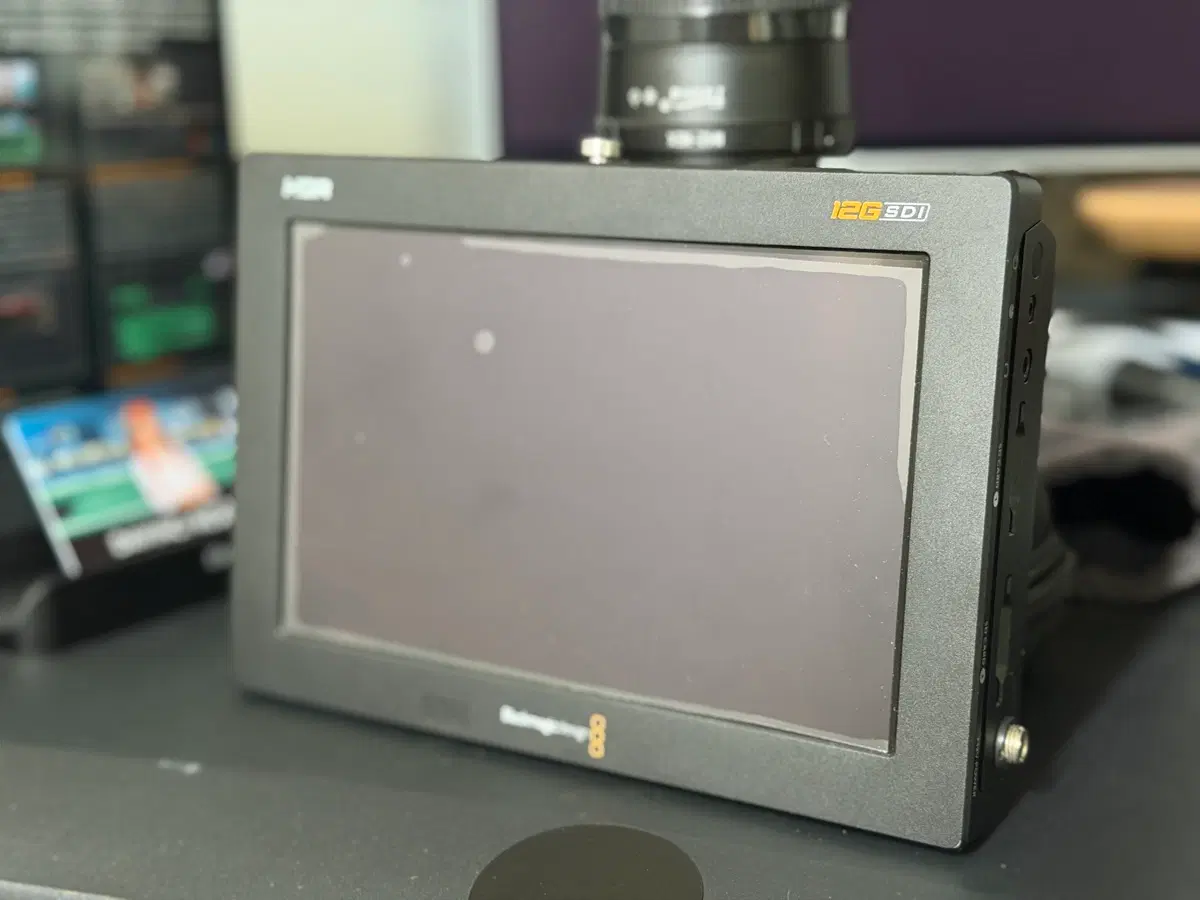 블랙매직디자인 7인치 모니터 12G SDI hdr