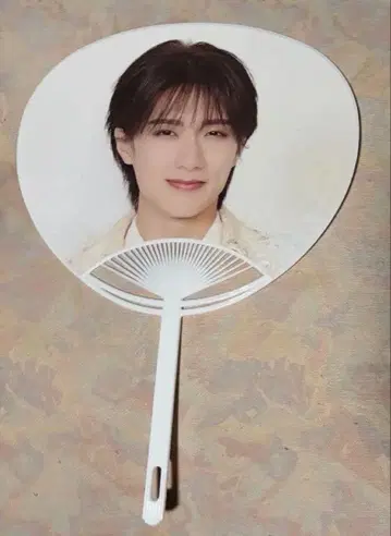 M!LK 야마나카 유타로 부채