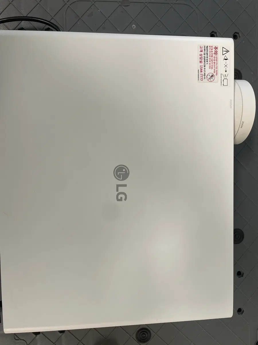 LG빔프로젝터 BF50NST(WUXGA)DLP