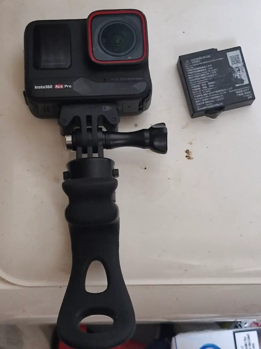 Insta360 Ace Pro 1 액션캠 배터리 2포함