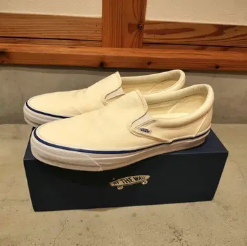 VANS 프리미엄 슬립온 화이트