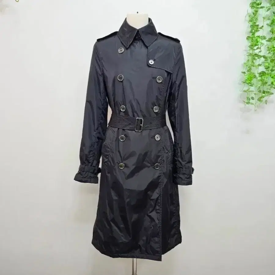 국내텍 정품 ) 버버리 벨티드 나일론  트렌치 코트