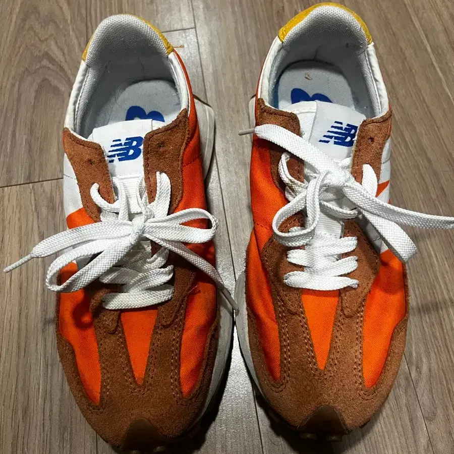 뉴발란스327 바시티 오렌지