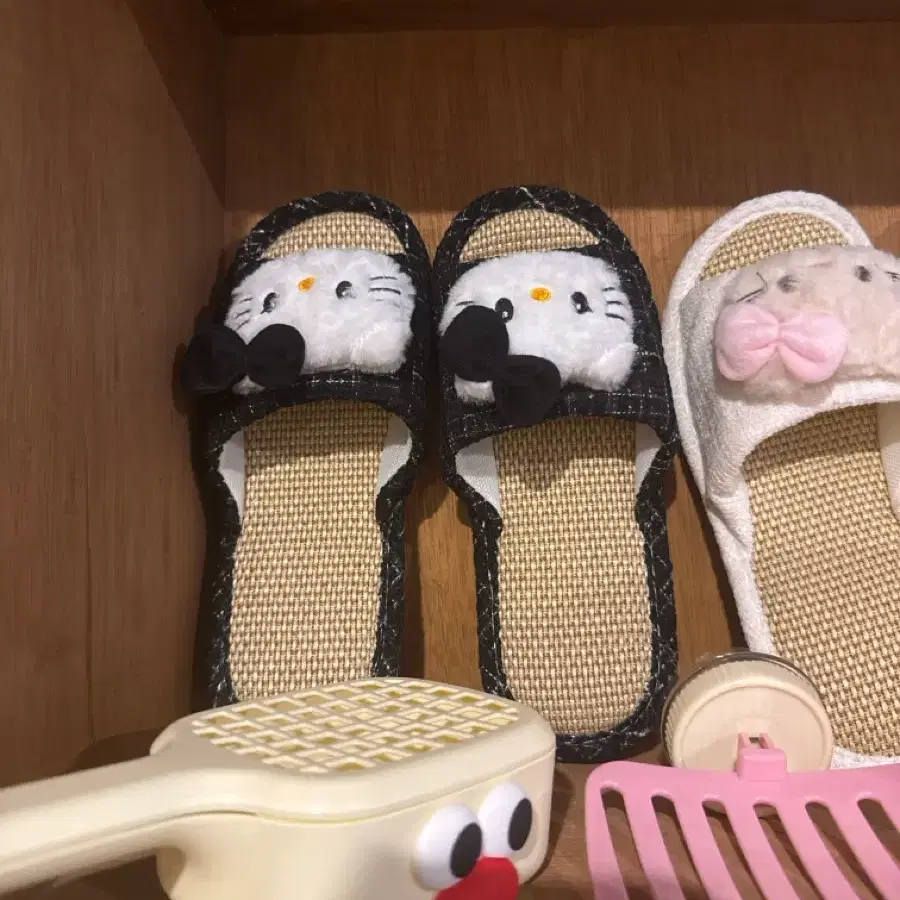 키티 룸슈즈