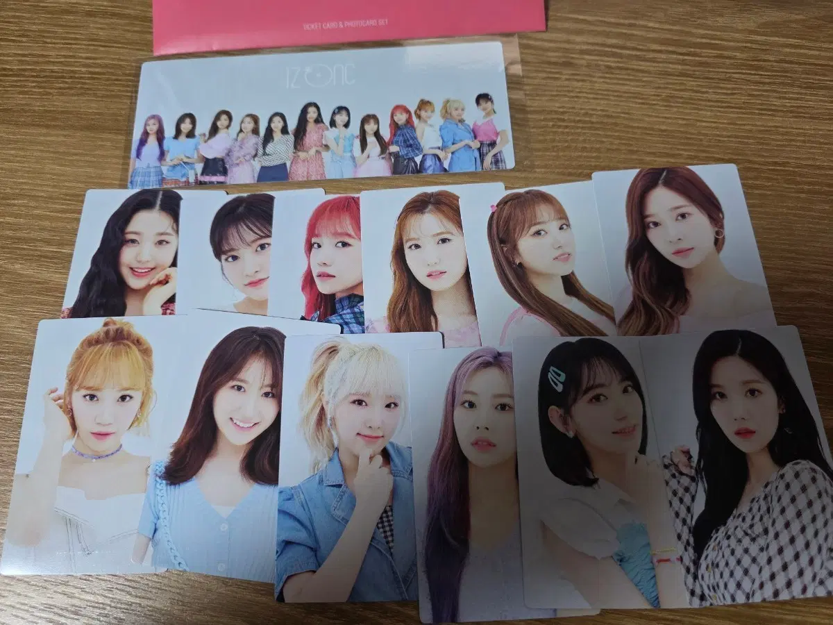 Iz*one Onairec Seer Theater photocard ticket card set