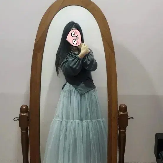동탄롯백구매)완전풍성함!!정가178/판매8만/아몽그레이튜튜스커트S사이즈