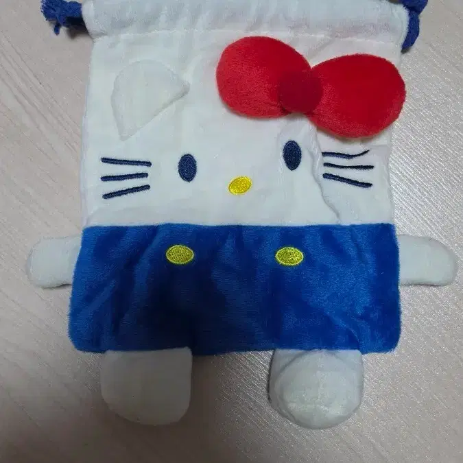 키티 파우치 새상품