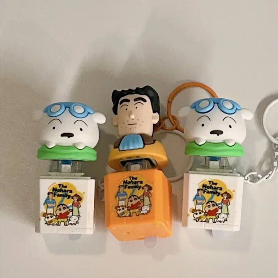 짱구는 못말려 키캡 키링 클리커 - 흰둥이 , 신형만