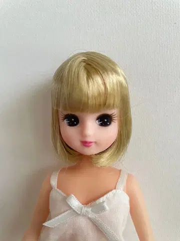 리카짱 인형 금발 밥 새상품급