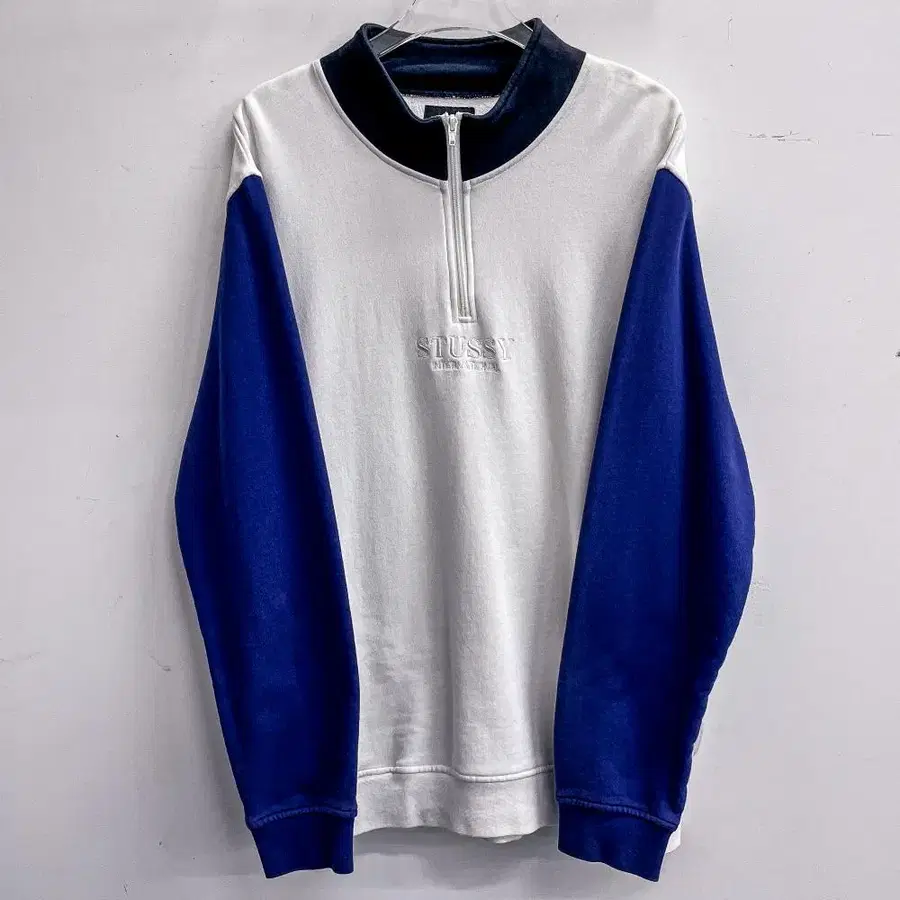 스투시 배색 하프집업 맨투맨 (XL SIZE) AF841