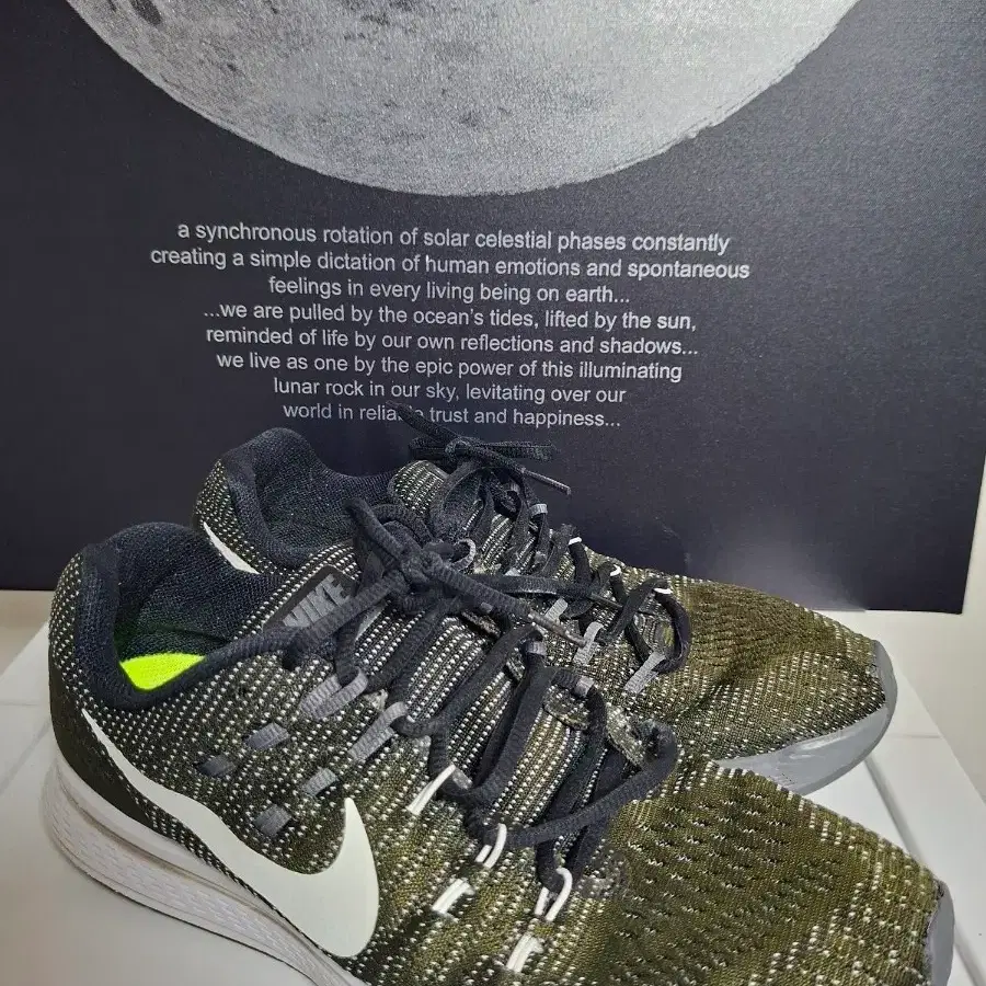 [NIKE/275] 나이키 에어 줌 스트럭처 19 운동화 (806580-001)