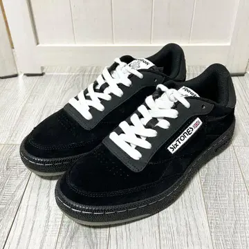 SixTONES x Reebok Club C 85 Vintage 23cm