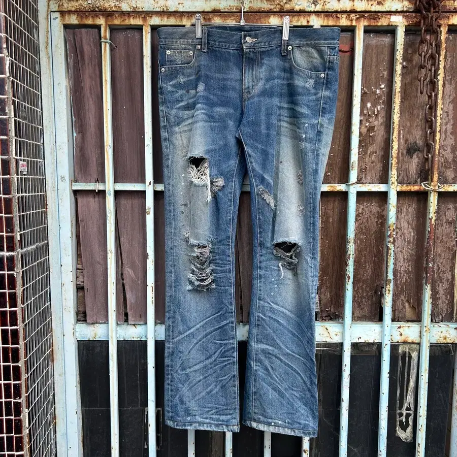 Hysteric Glamour 디스트로이드 그런지 데님 팬츠