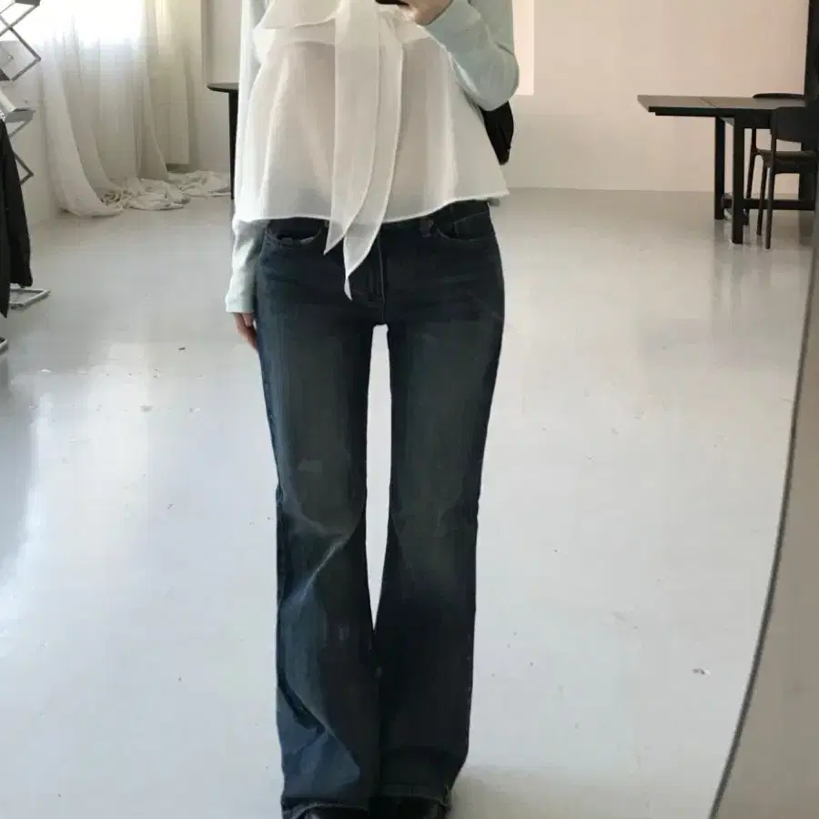 키튼 스탠다드 로우 부츠컷 데님 팬츠 S
