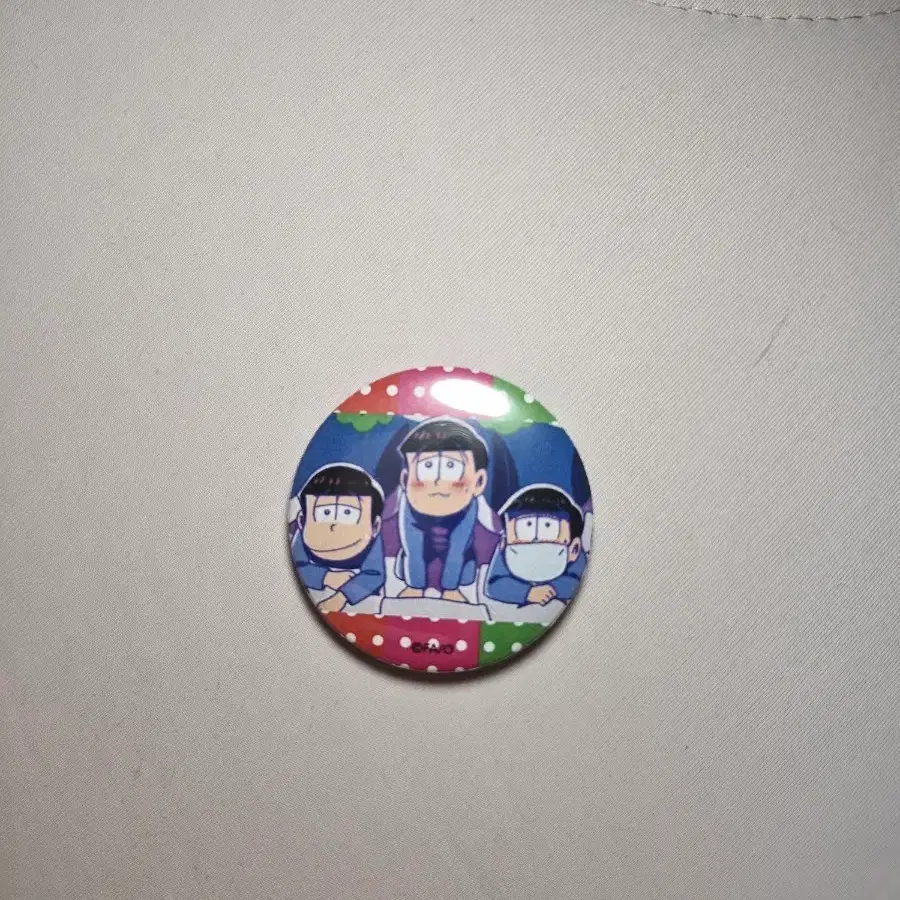 오소마츠상 미니 캔뱃지