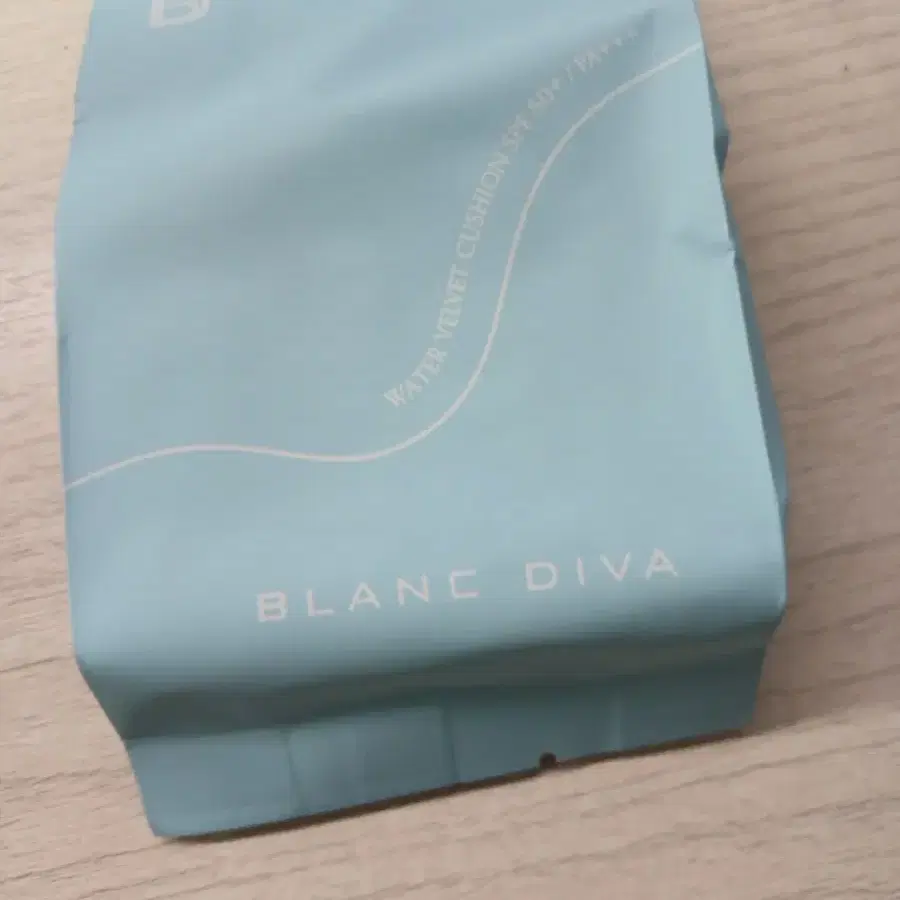 블랑디바 워터 벨벳 쿠션 리필 20호