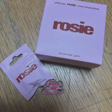 로제 핀 배지 팝업 rosie