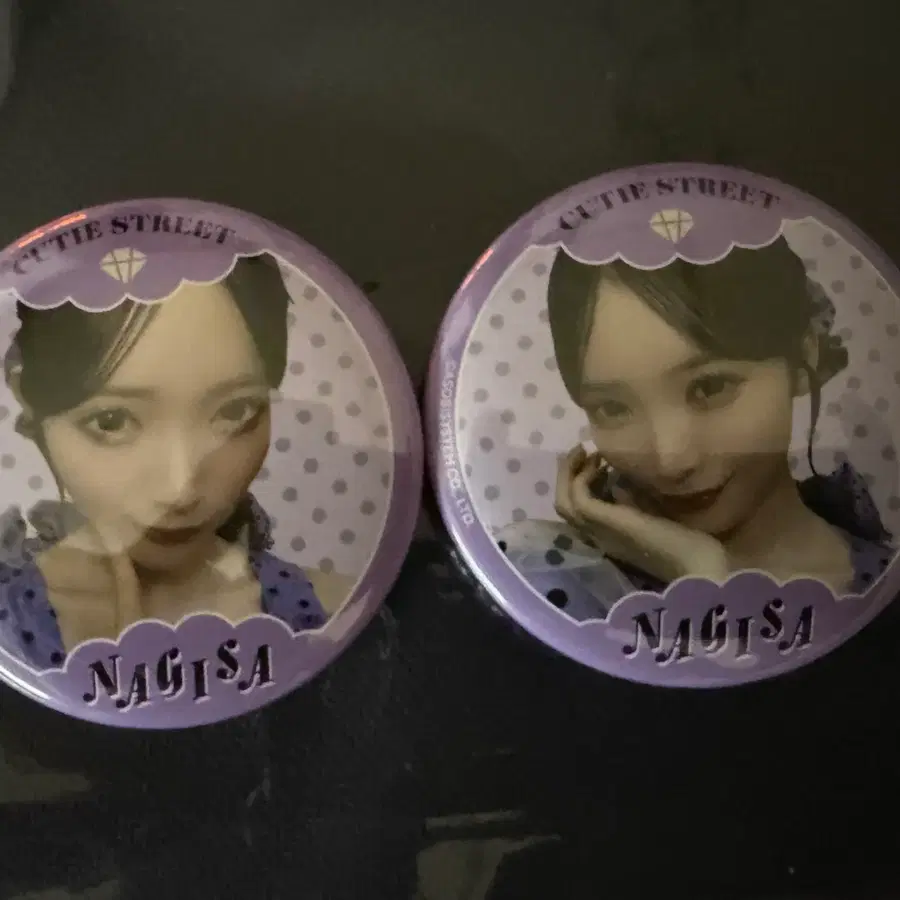 마나베 나기사 한국 팝업스토어 캔뱃지 2개 세트
