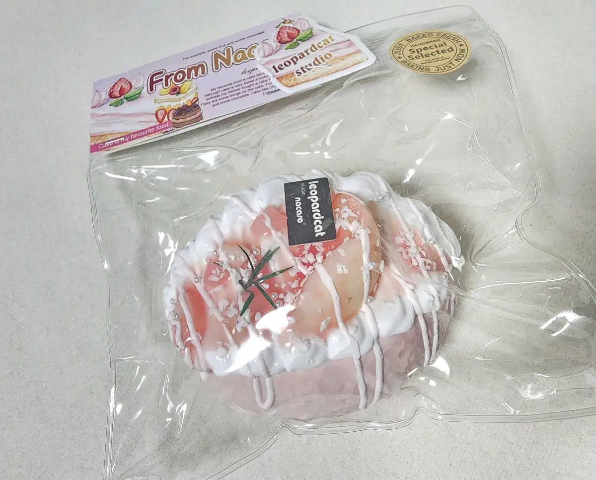 말랑이 복숭아크림빵