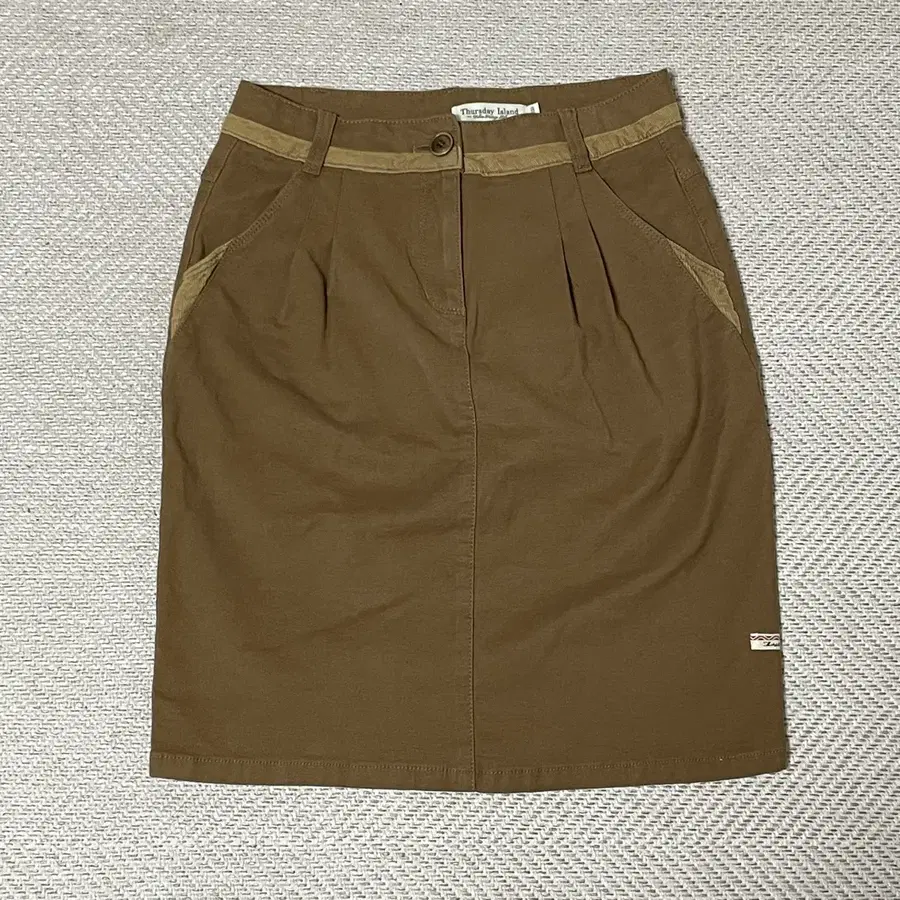 (S) Thursday Island 브라운 스커트