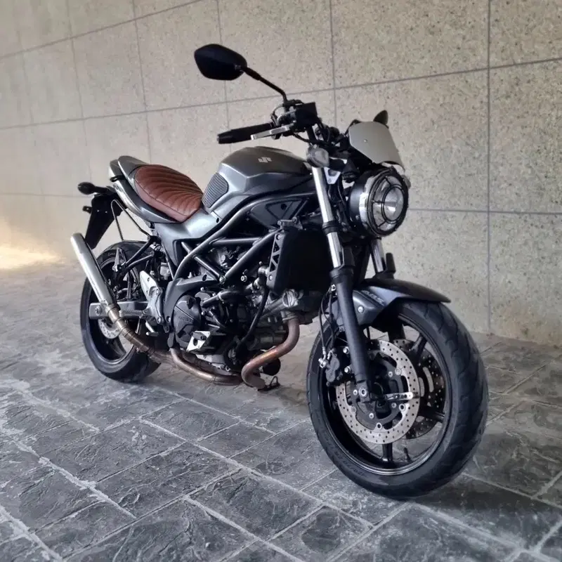 스즈키 SV650 커스텀 바이크 판매합니다