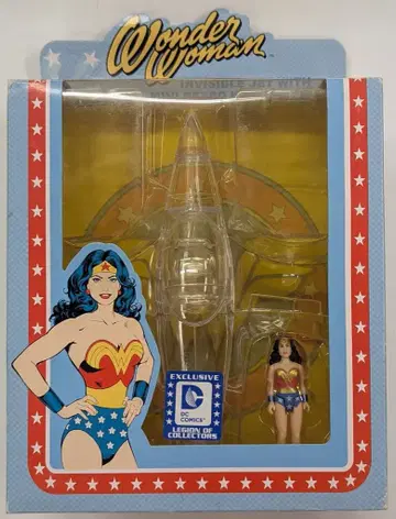 FUNCO ACTION FIGURE INVISIBLE JET / WITH MINI RETRO WONDER WOMAN