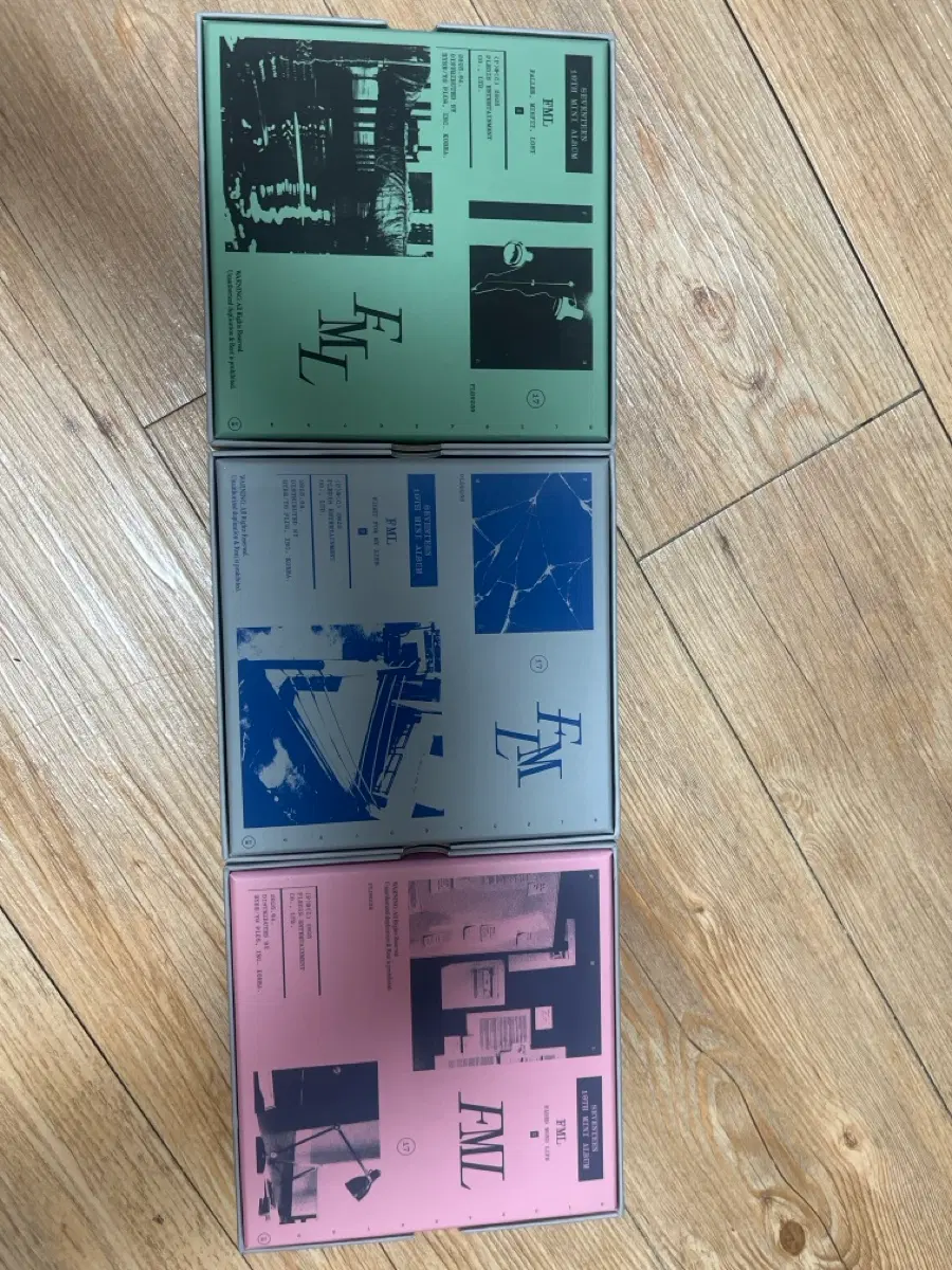 세븐틴 FML 19집 미니앨범 3종 (민트/블루/핑크, 개봉됨) 판매합니다!