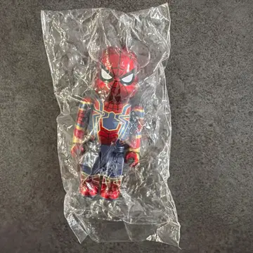 BE@RBRICK MARVEL 아이언 스파이더맨