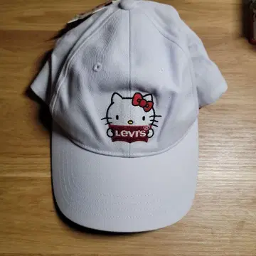 Levi's 헬로키티 캡 화이트