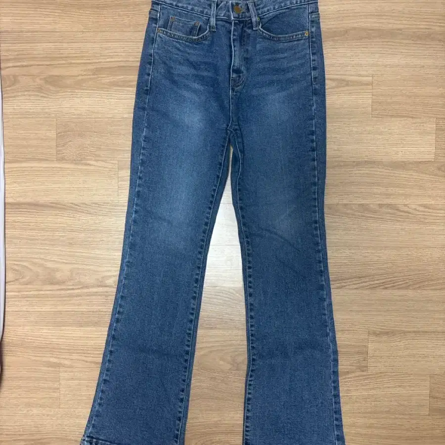 MSS JEANS 연청 세미 부츠컷 청바지 M