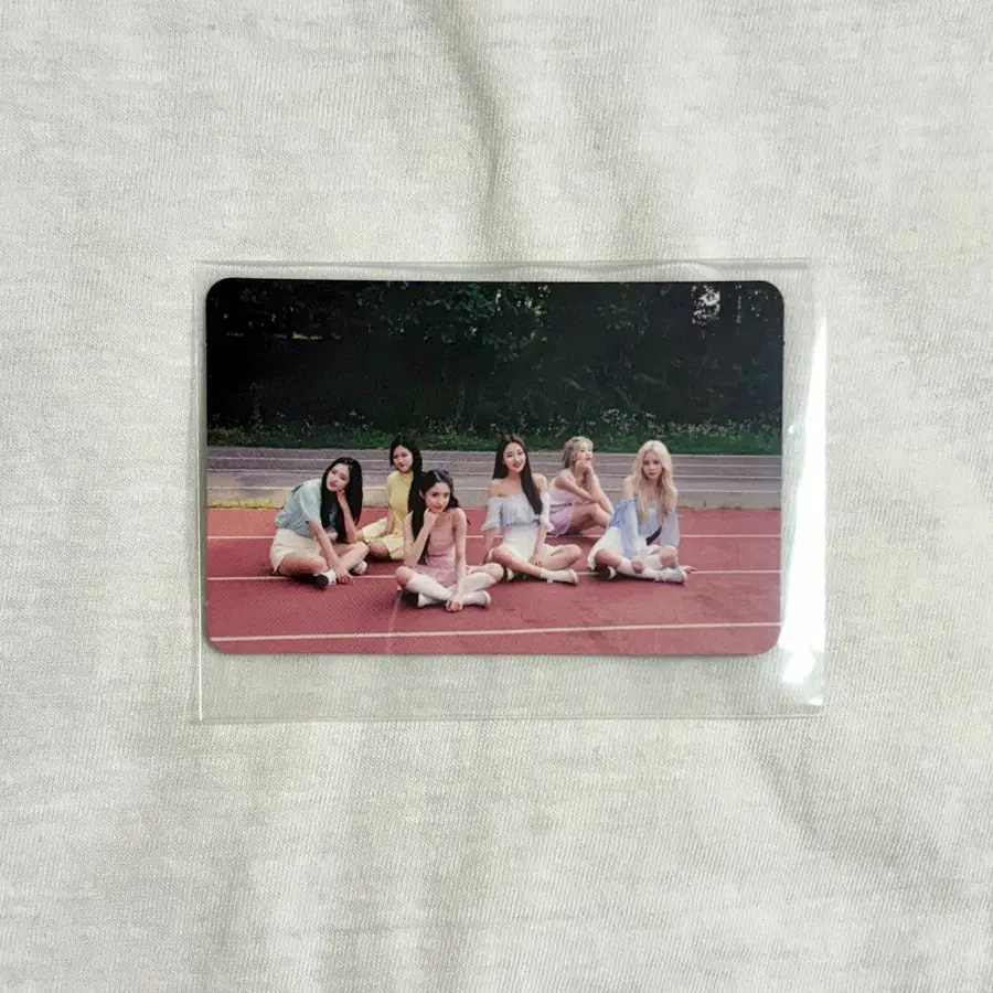 이달의소녀 데뷔 앨범 ++ 포카 양도합니다 싸폴 싸인폴라 공방 미공포 아르테미스 이브 희진 진솔 김립