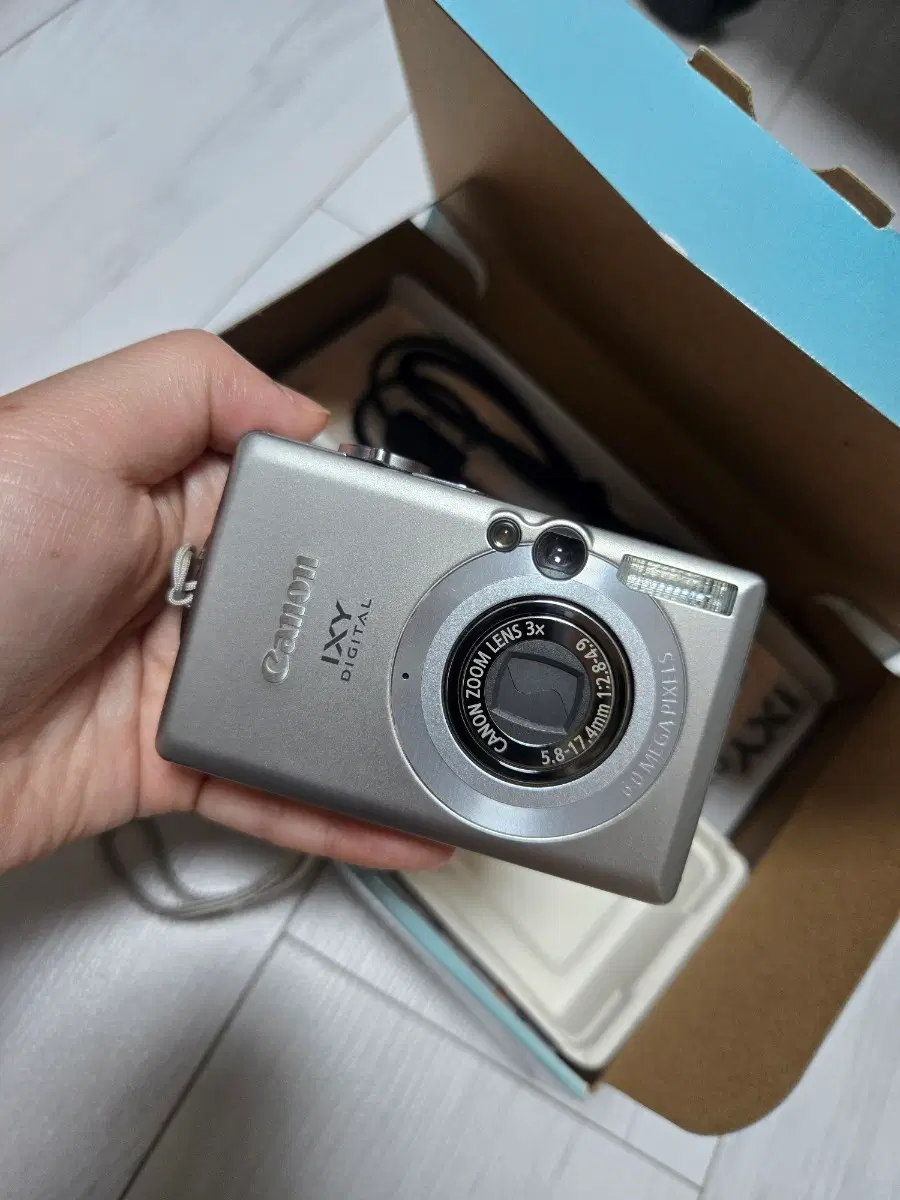 캐논 IXY DIGITAL 70 실버 카메라