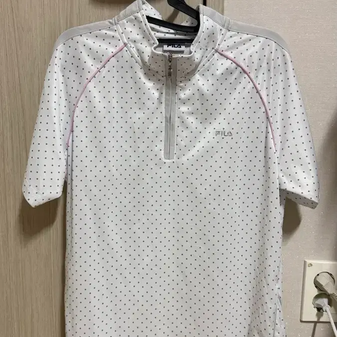 휠라 도트 빈티지 반팔