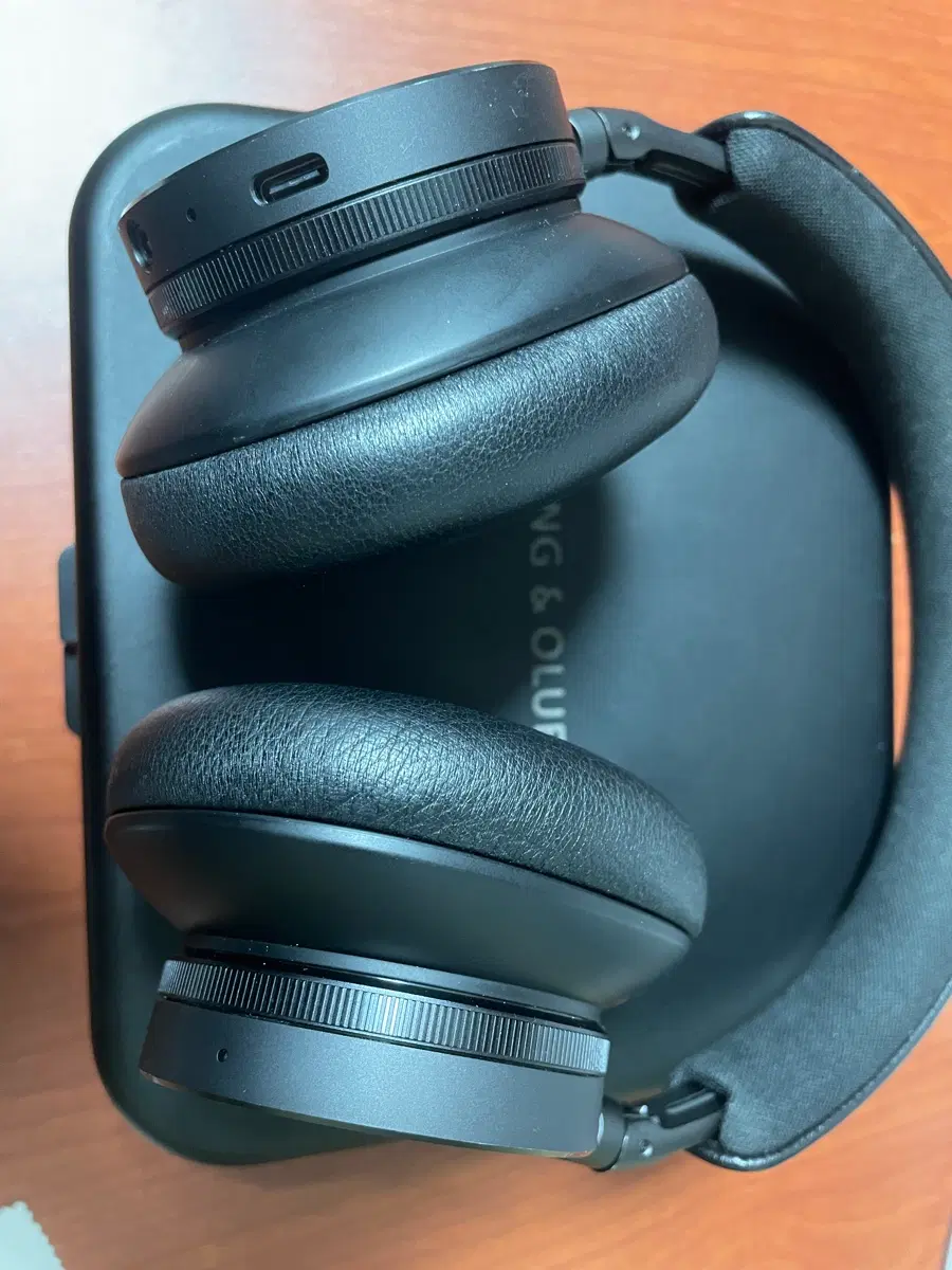 B&O 뱅앤올룹슨 베오플레이 H95 블랙