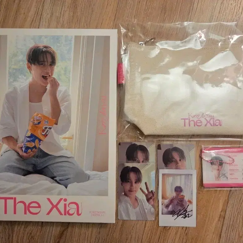 김준수 the xia 더시아 포토북 B버전 풀박
