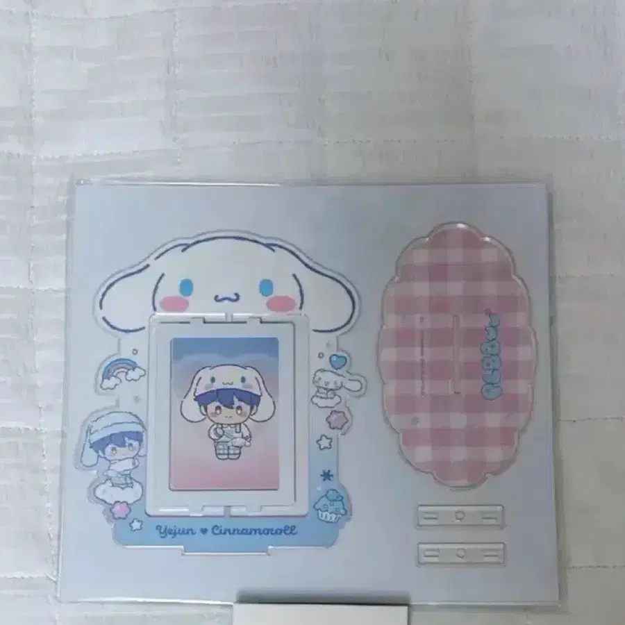 아크릴스탠드 예준 플레이브