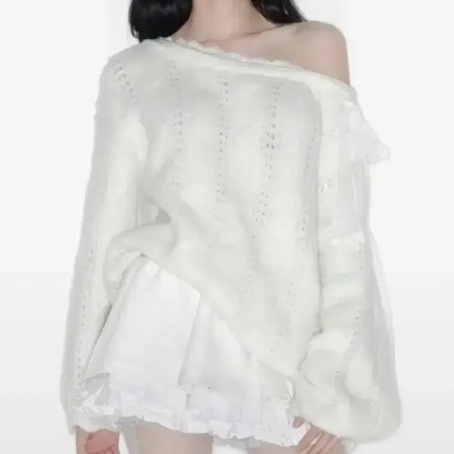 더티스 소프트 베일 오프숄더 니트 아이보리