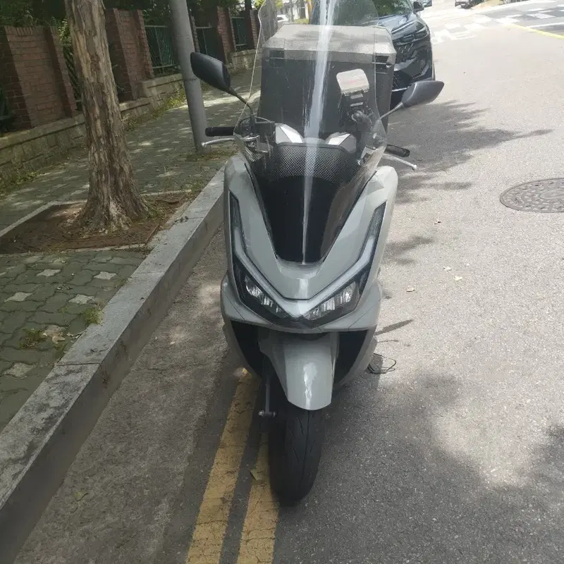PCX125 25년식
