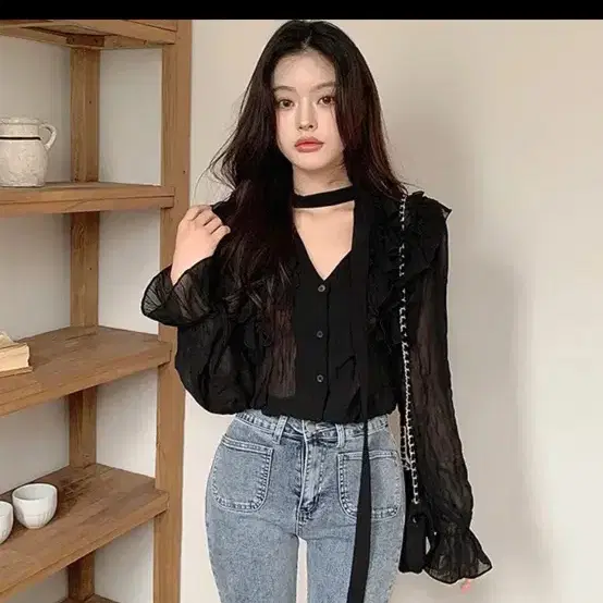 시스루 프릴 스카프 타이 블라우스 블랙