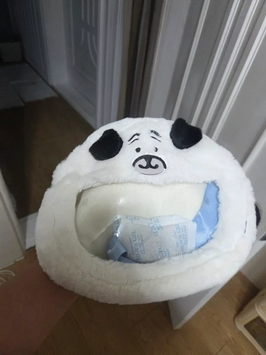 농담곰 퍼그 투명파우치가방 (새제품)
