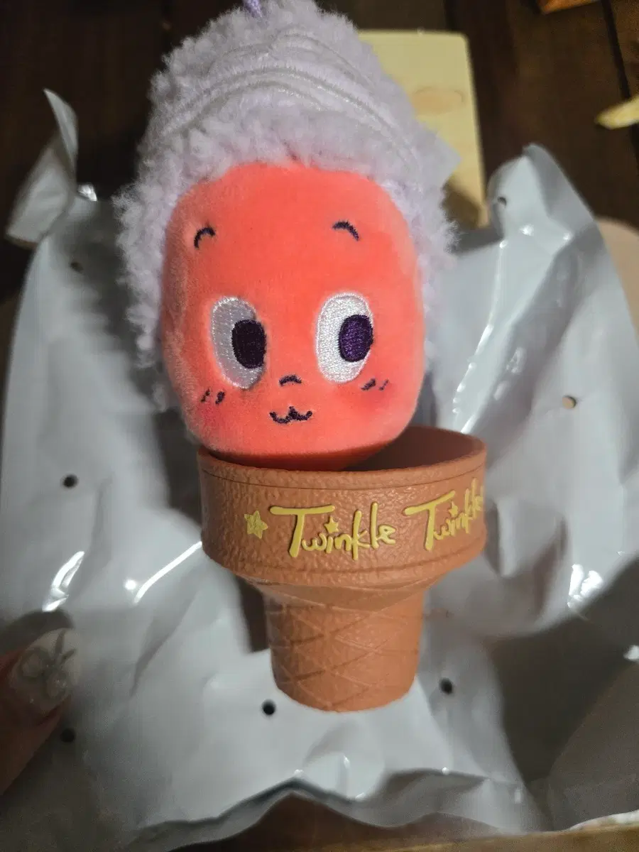 Pop Mart Little Star Gelato