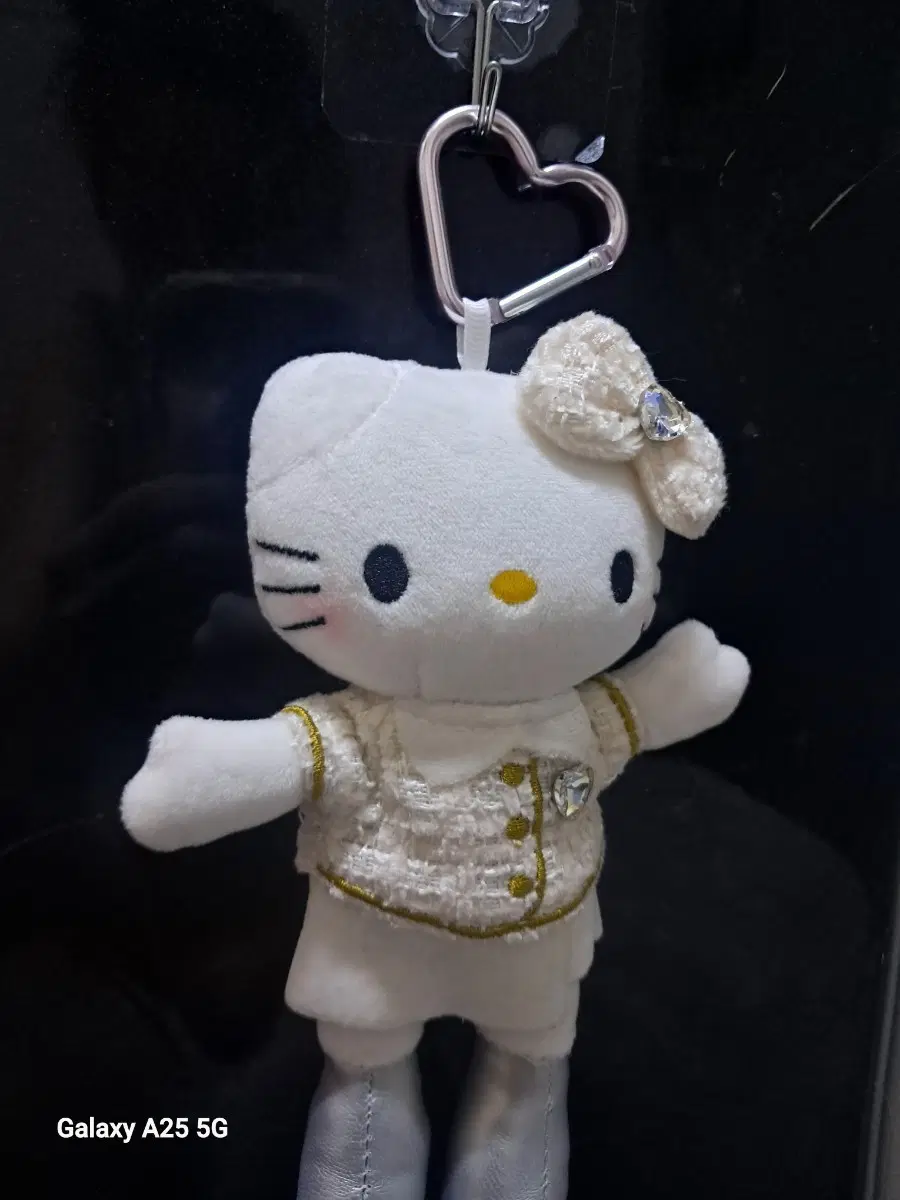 화이트트위드헬로키티 인형 키링