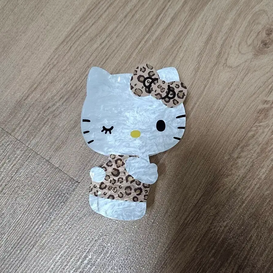 산리오 헬로키티 레오파드 갸루 헤어핀 집게