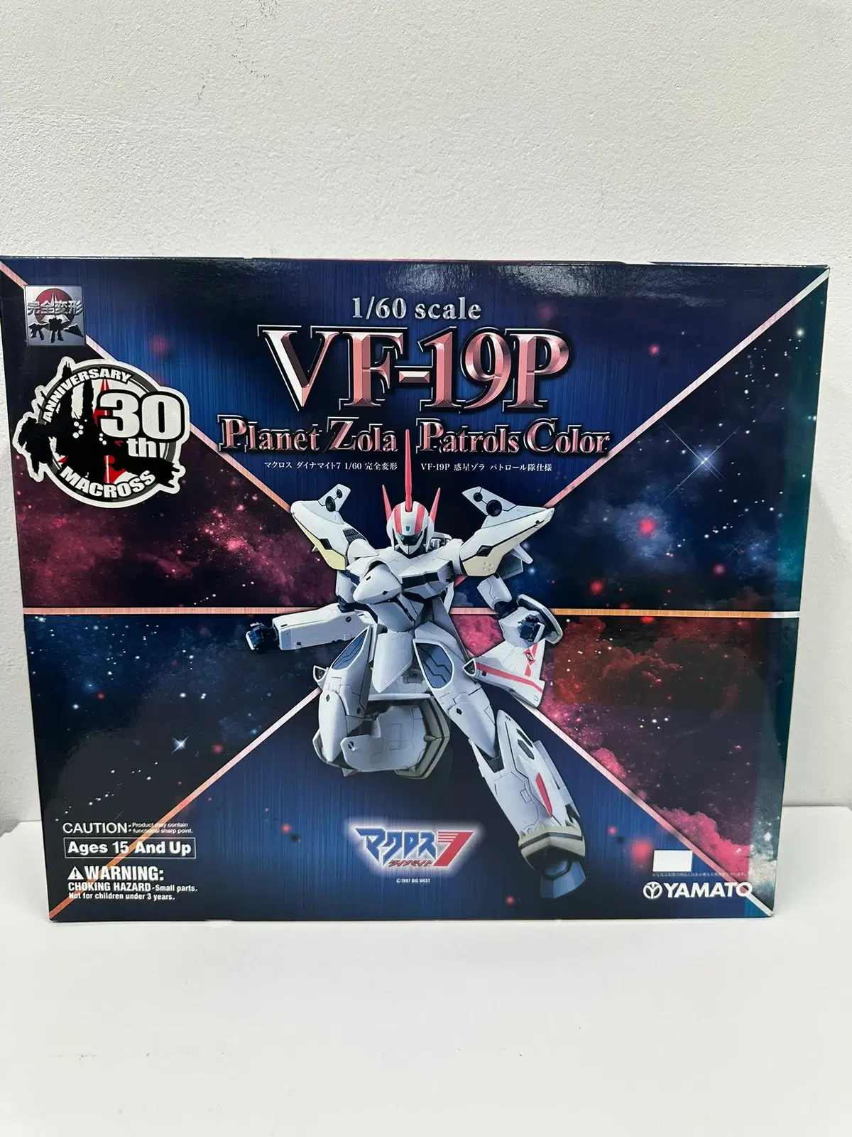 야마토 마크로스 30주년 1/60 VF-19J 플래닛 졸라 페트롤스 컬러 팝니다.