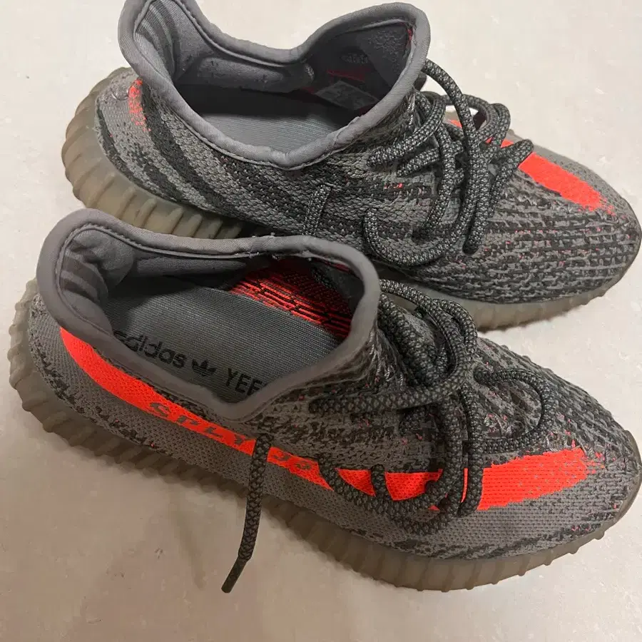 이지350벨루가 팝니다