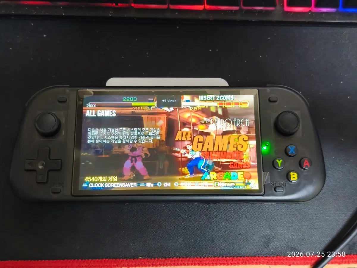 R50S 64GB 한방팩적용 팝니다.레트로게임기 R36S
