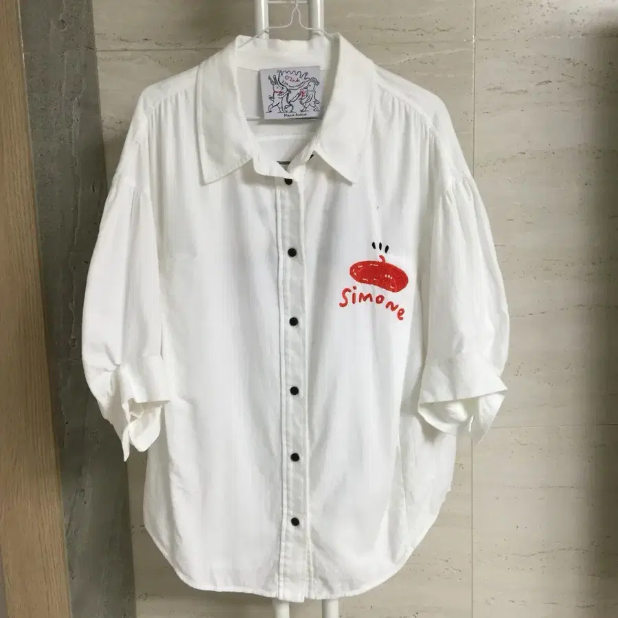 오즈세컨 오버핏 자수 셔츠 55