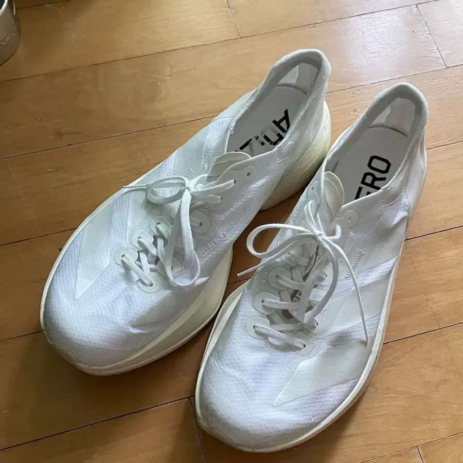 아디제로 프로4 275
